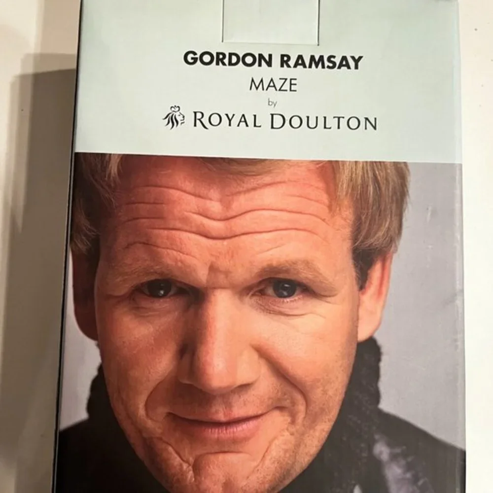 Wood Divided Server / Gordon Ramsay / Maze by Royal Doulton   (new in‎ box)